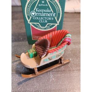 Hallmark 1988 sleighful of Dreams ornament Xmas decor